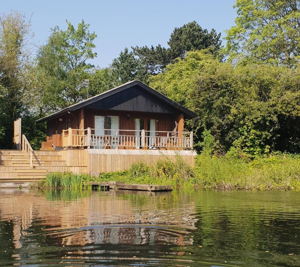 Holly Lodge 14 Hot Tub York Eksteriør billede